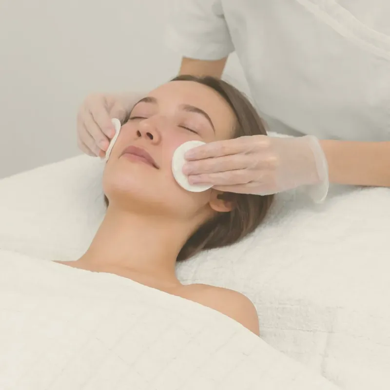 Limpieza facial para piel sensible en Radiance