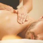 radiance_tratamiento_masaje_relajante_hombre