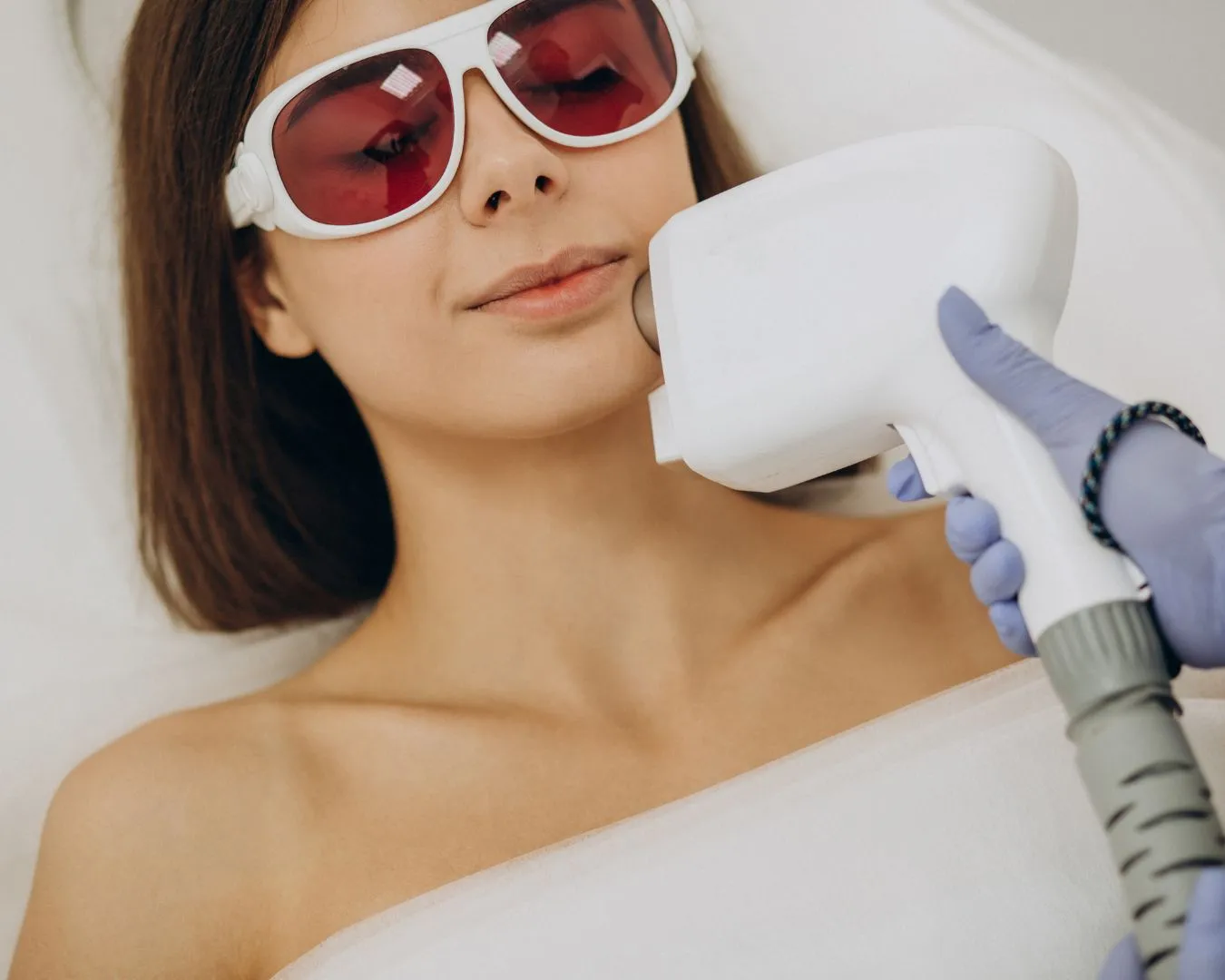 radiance_blog_portada_depilacion_laser_facial_con_laser_diodo_808
