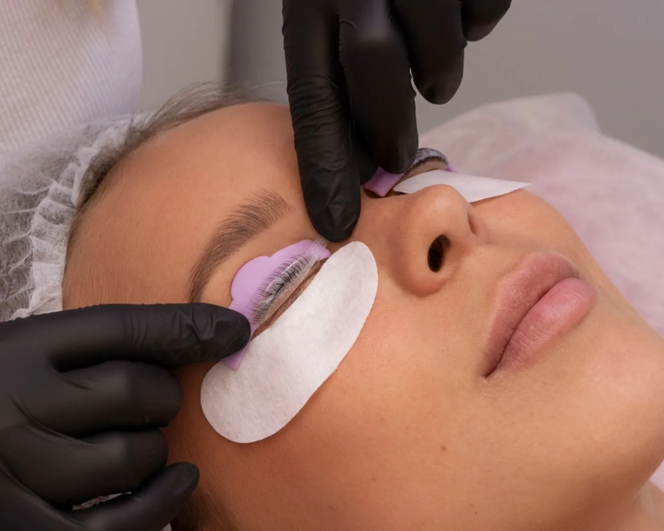 radiance_blog_portada_lifting_de_pestañas_y_limpieza_facial_profunda