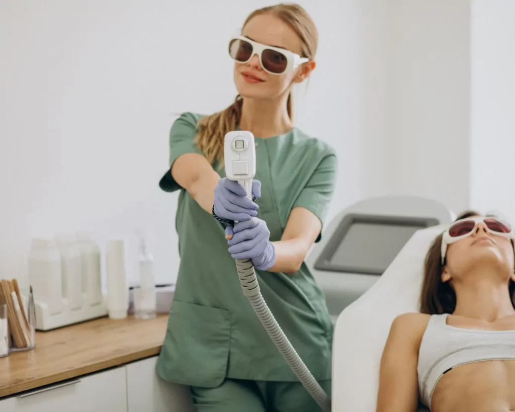 radiance_blog_portada_electrolisis_vs_depilacion_laser
