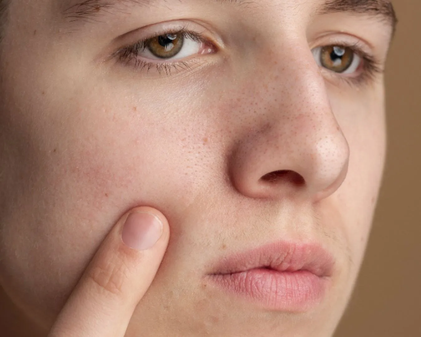 radiance_blog_portada_7_señales_de_que_necesitas_una_limpieza_facial_profunda
