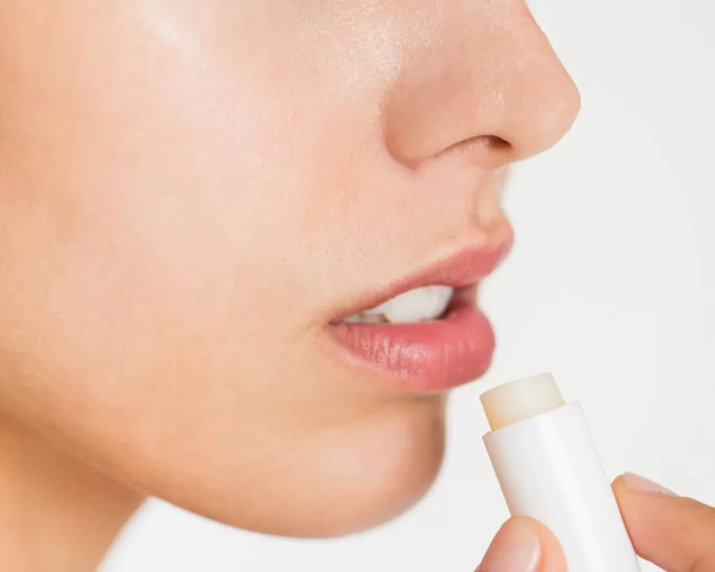 radiance_blog_portada_labios_resecos_en_invierno_como_mantenerlos_hidratados